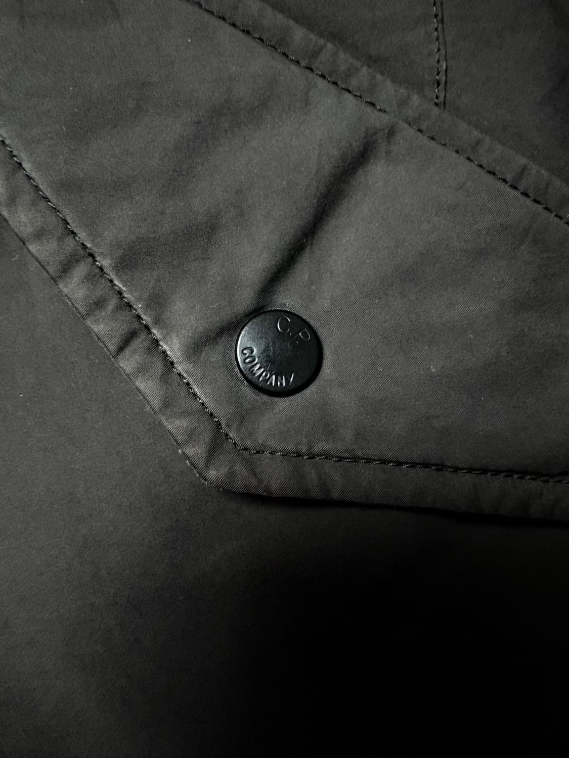 CP 컴퍼니 렌즈 붐버자켓 상품이미지2