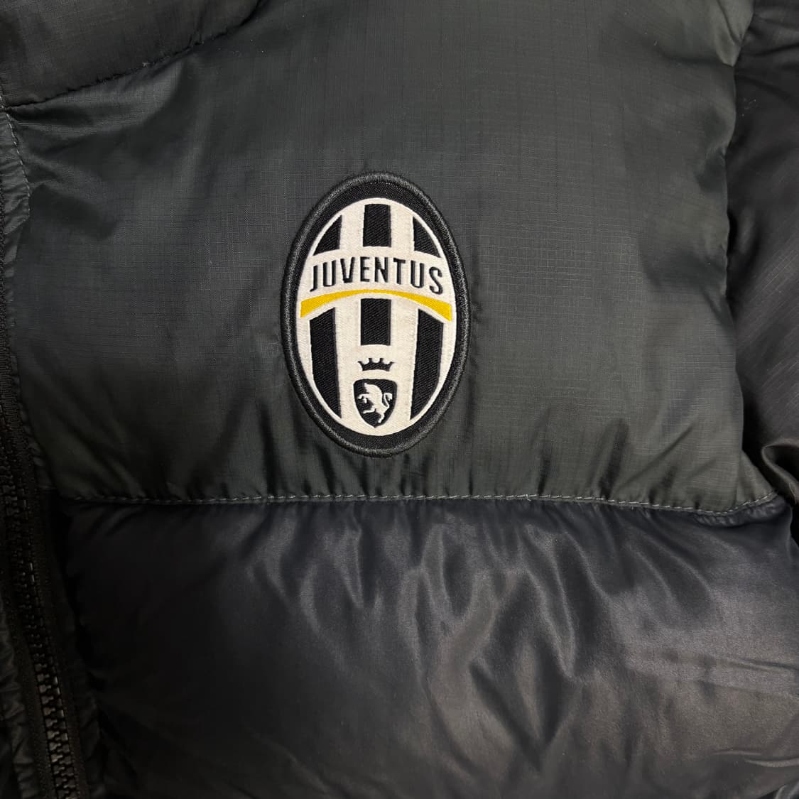 나이키 유벤투스 축구팀 패딩 점퍼 파카 상품이미지2