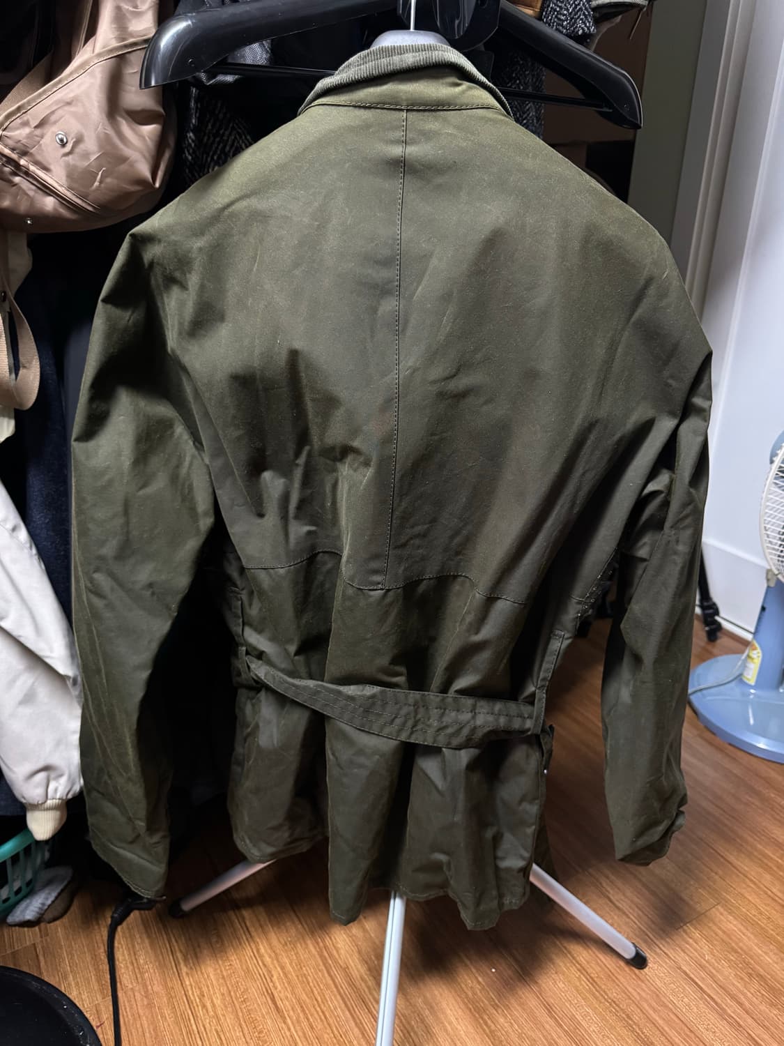 바버 인터네셔널 오일왁스 자켓 M(103) 상품이미지3