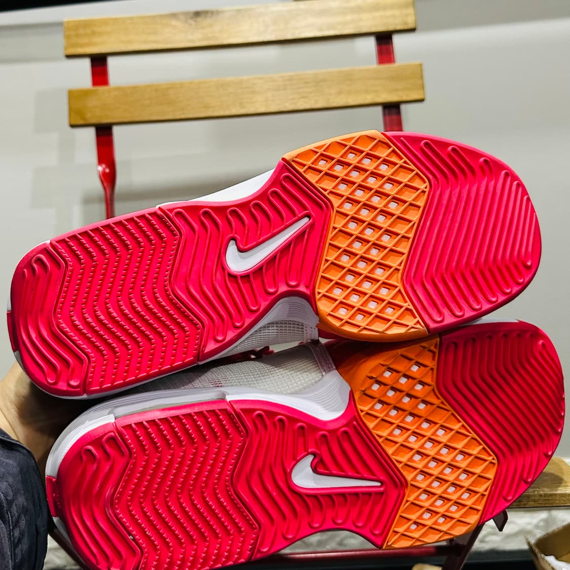 270) 나이키 농구화 남성 남자 르브론 위트니스 8 '던킨 도넛 상품이미지6