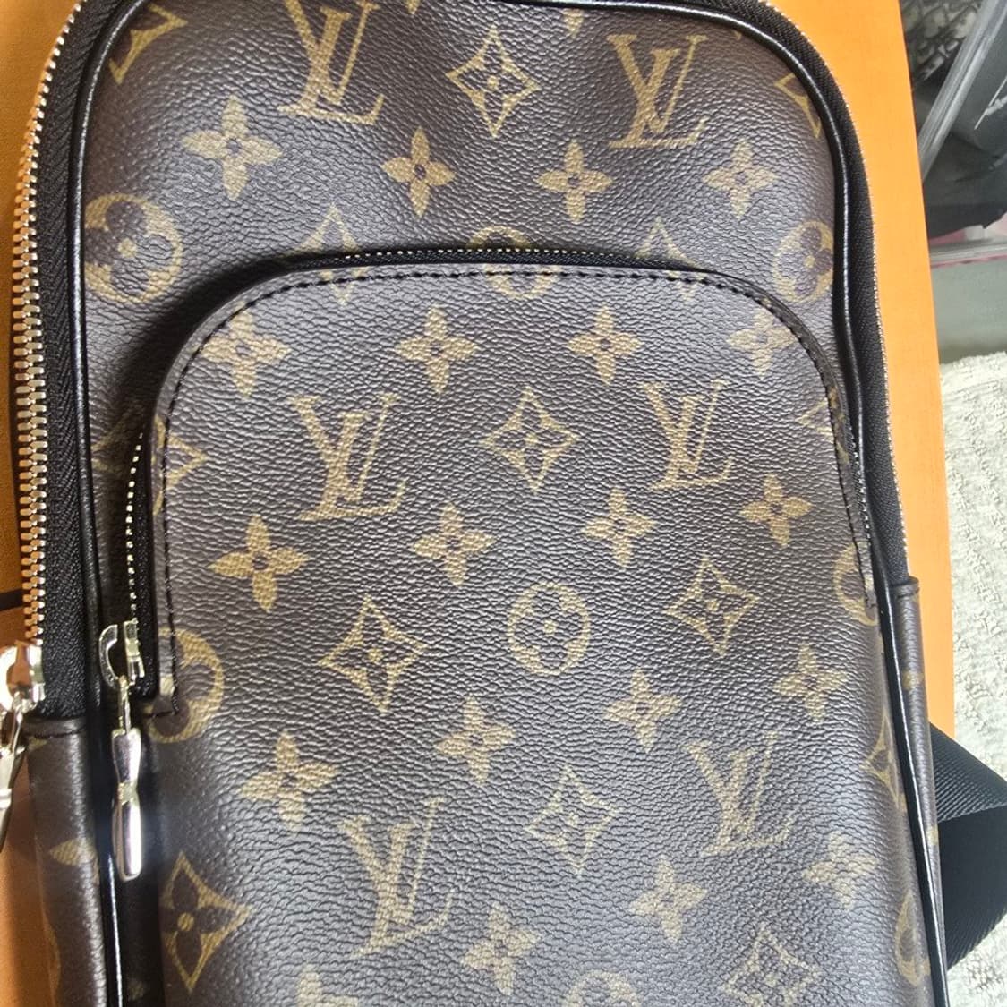 [중고/정품] 루이비통 에비뉴 슬링백 NM 모노그램 마카사르 상품이미지5