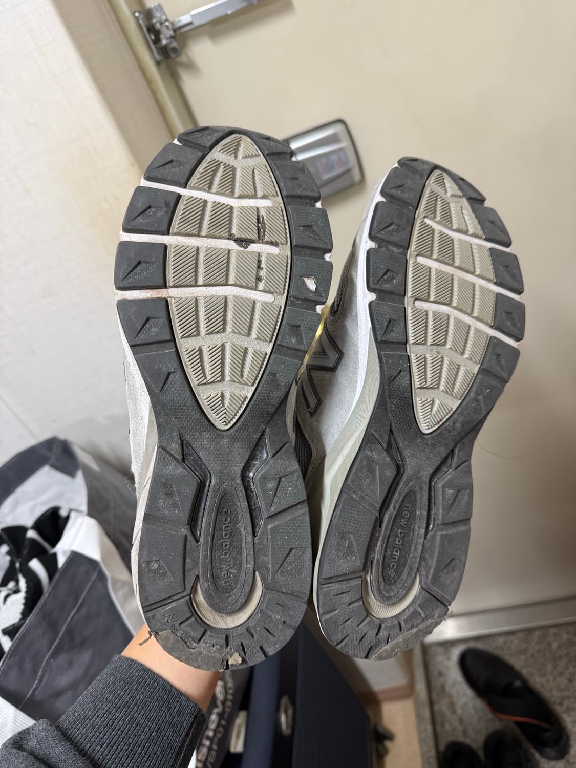 뉴발란스 990v5 그레이 상품이미지3