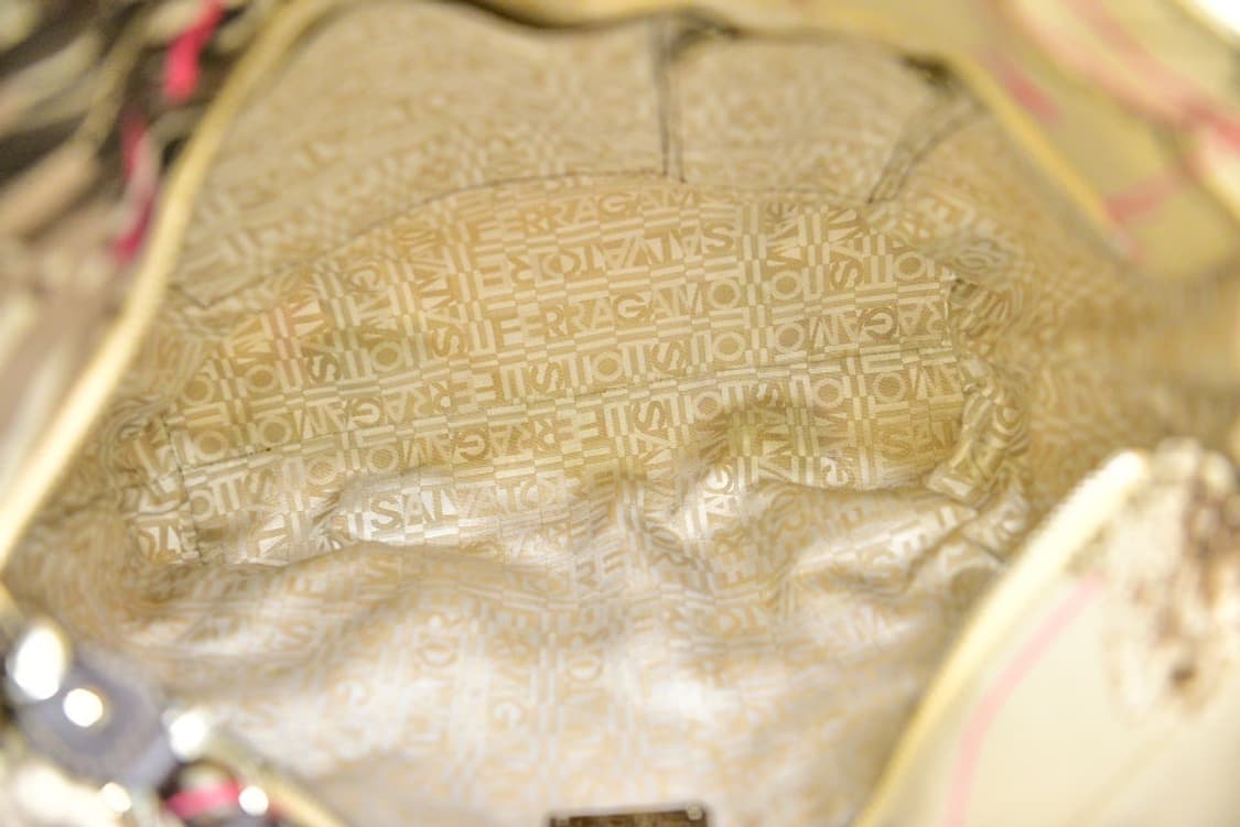 페라가모 레오파드 패턴 나일론 숄더백 (정품) 상품이미지10