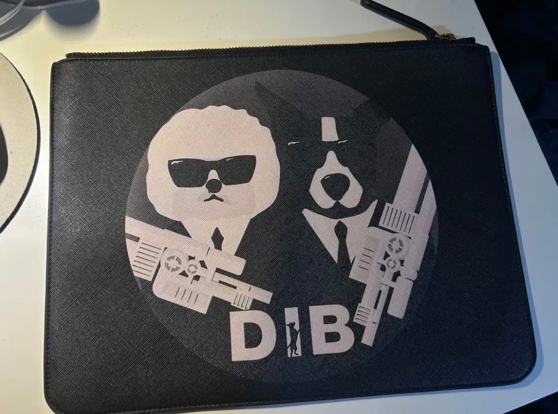 BeyondCloset 비숑클러치백 고태용 비욘드클로젯 가죽케이스 상품이미지1