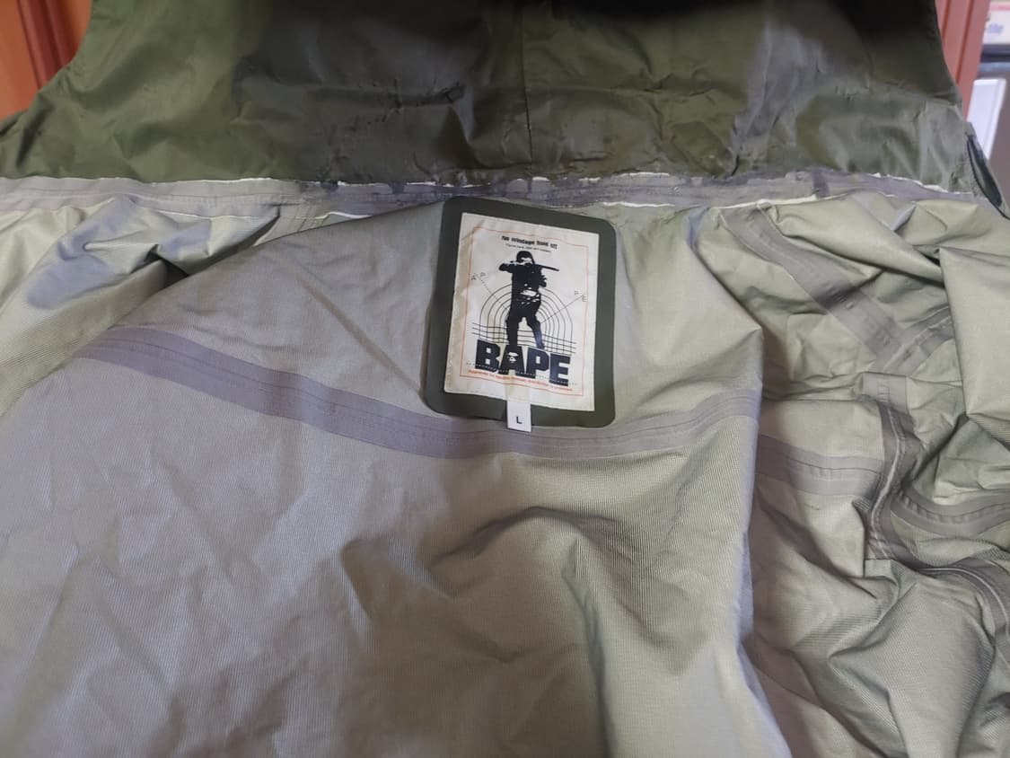 [L] 베이프 심실링 레인 샤크 자켓 상품이미지6