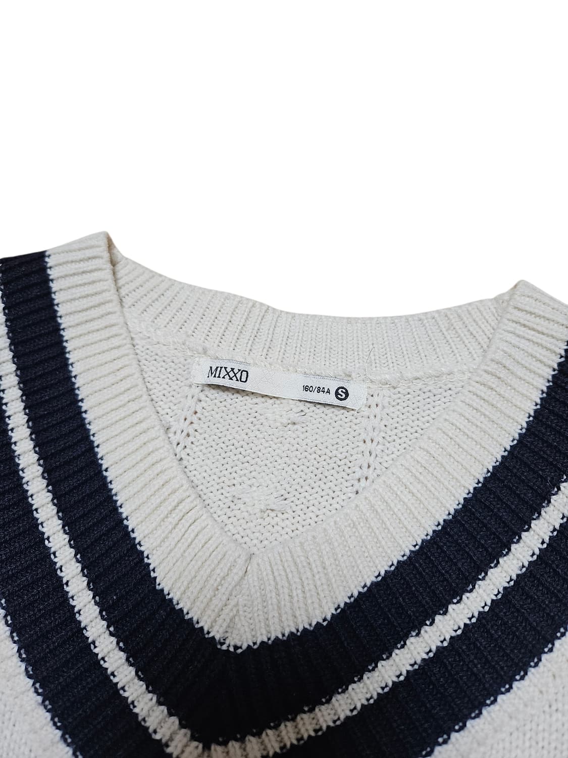 미쏘 V넥 니트 S 상품이미지2