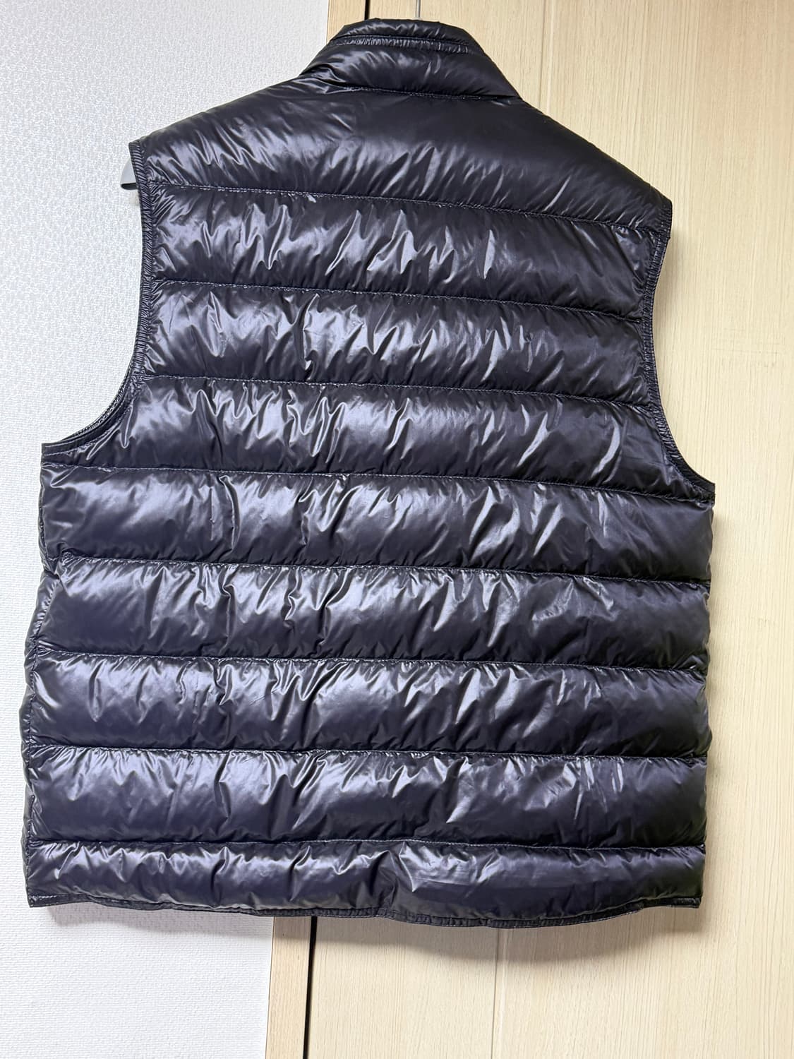 [3] 몽클레어 구이 GUI 패딩조끼 베스트 상품이미지8