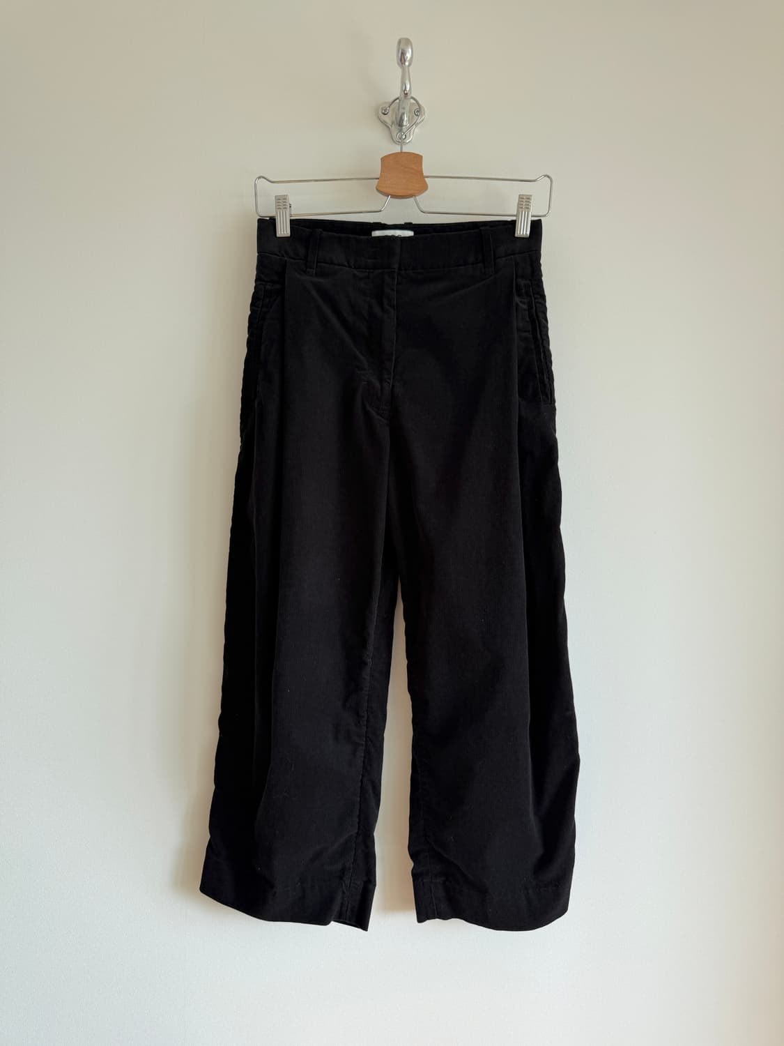 코스(COS) 코듀로이 팬츠 상품이미지1