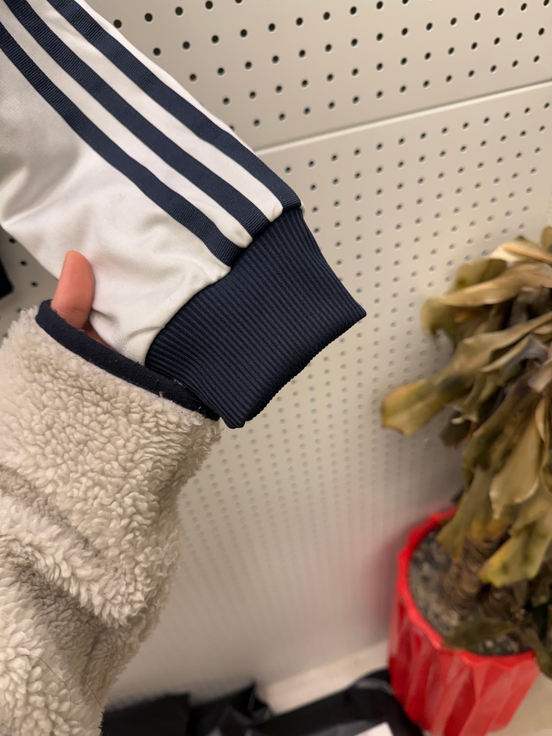 아디다스 레오파드 트레포일 빅로고 크롭 트랙탑 져지 U119 상품이미지4