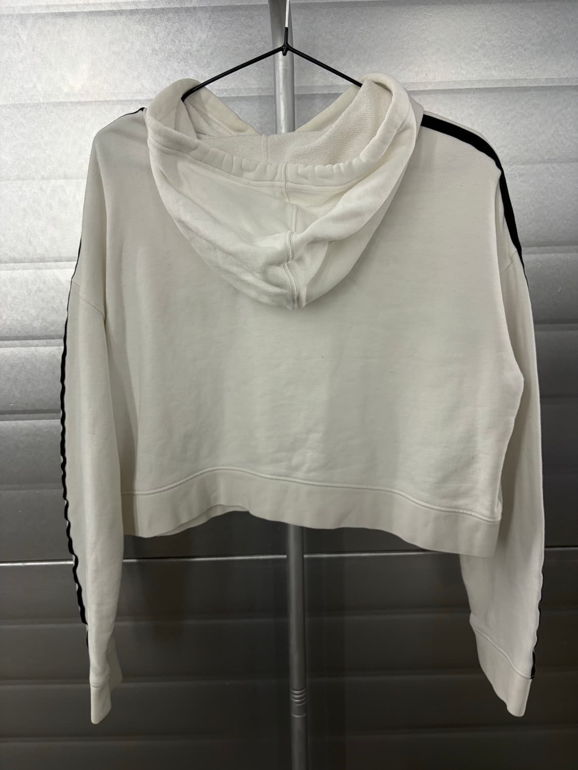 Adidas logo crop hood white M 상품이미지5