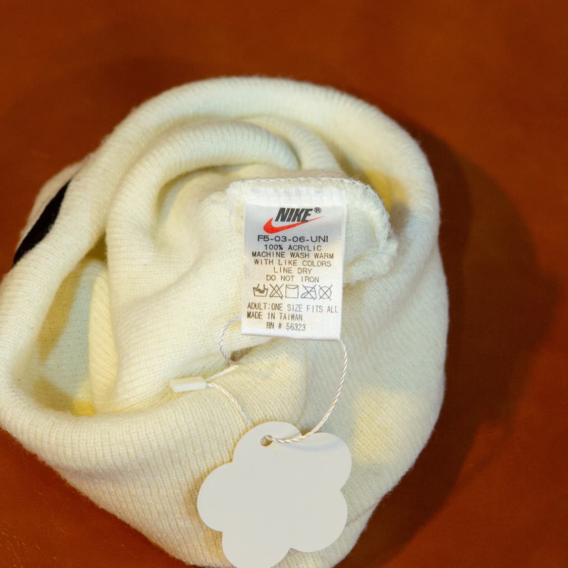 90s 올드 나이키 스우시 로고 비니 화이트 상품이미지3