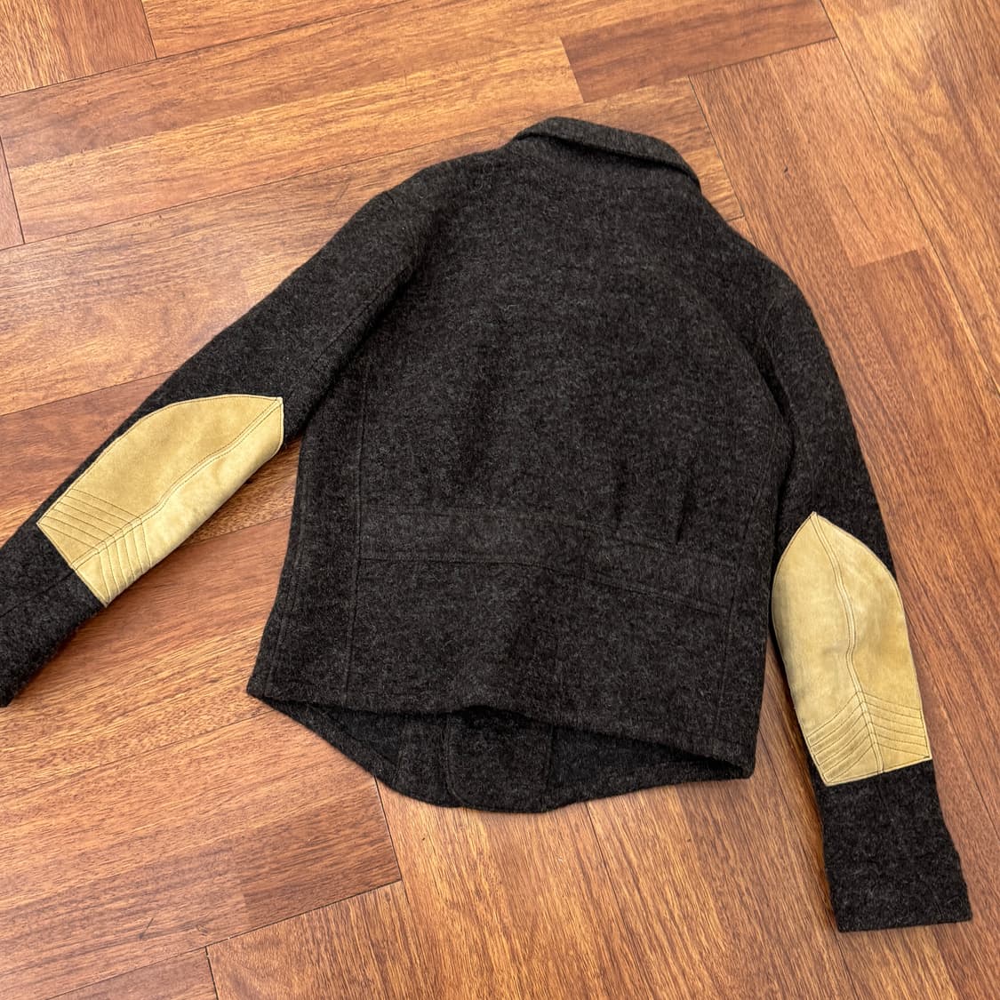 M Spectator 스펙테이터 울 모헤어 암 패치 버튼 자켓  상품이미지3