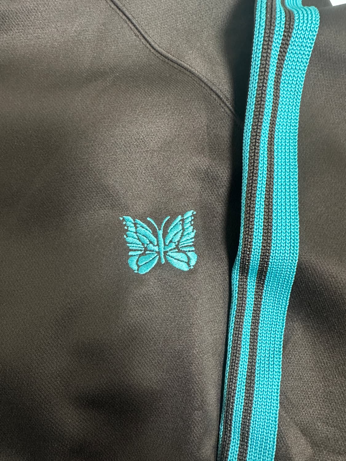 니들스 크루넥 맨투맨 상품이미지2