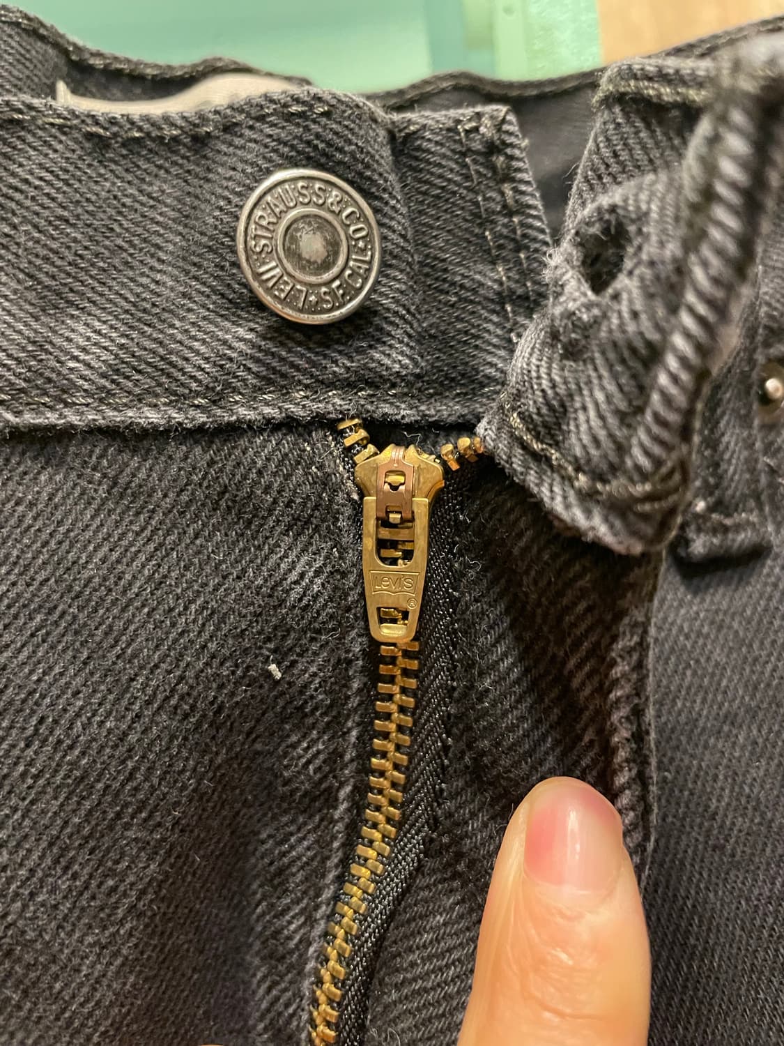 00’s Levi’s 505 Black Denim Pants  상품이미지3