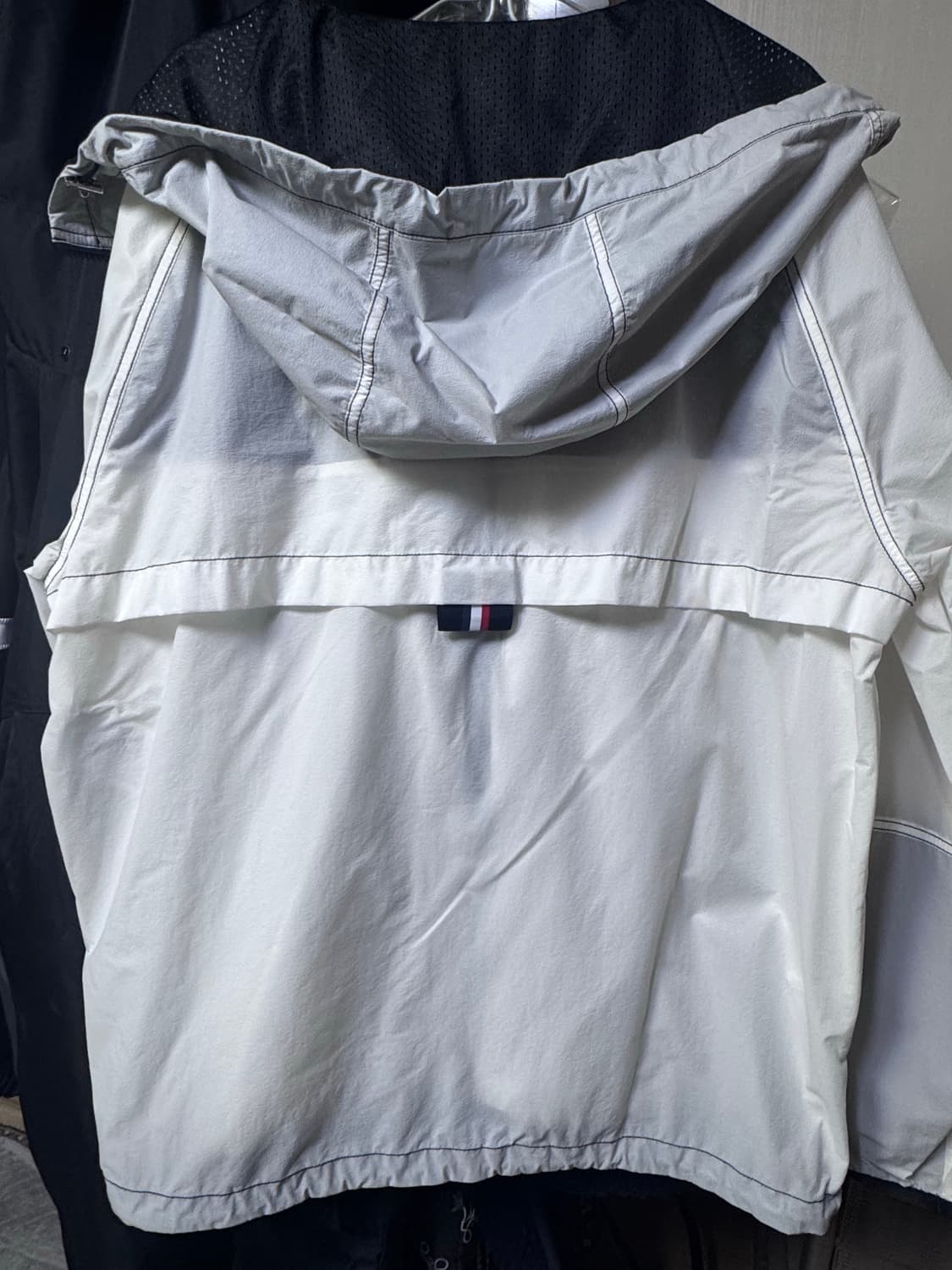 몽클레어 후드자켓 (화이트) 상품이미지3