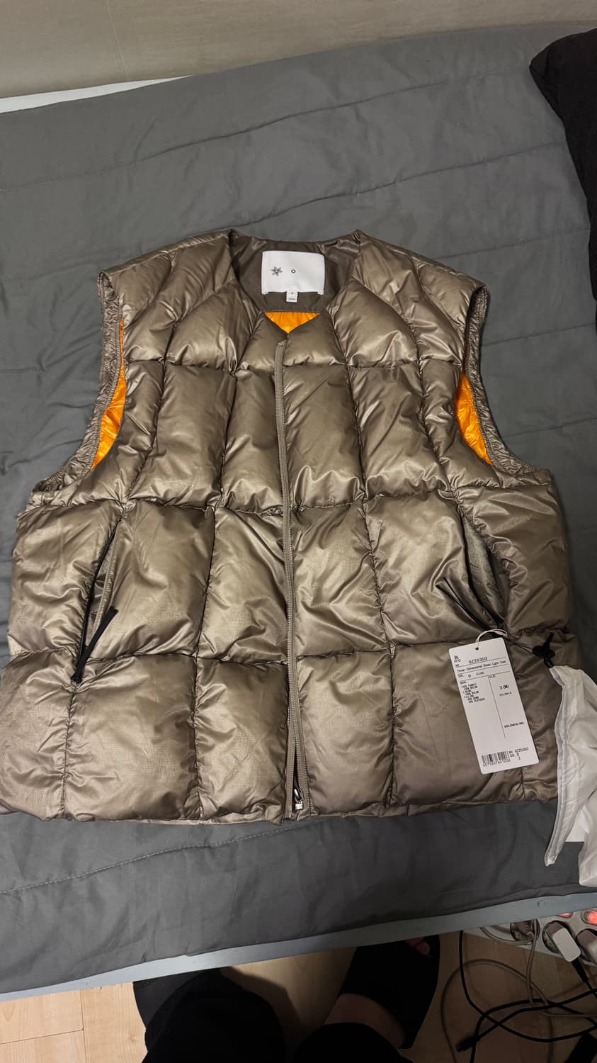 골드윈0 쓰리 디멘셔널 다운 라이트 베스트 goldwin 0 상품이미지1