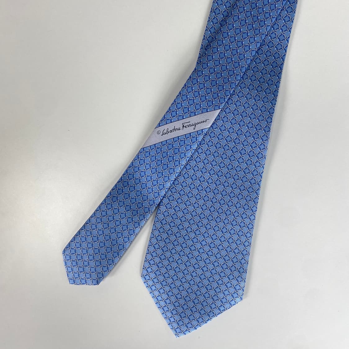 페레가모(Ferragamo) 명품 정품 넥타이 8.7cm 상품이미지3