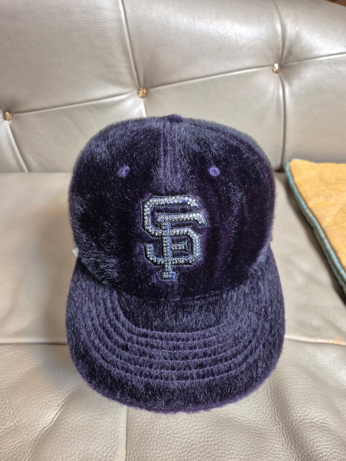 MLB 샌프란시스코 쟈이언츠  인조털 모자 여자 프리 상품이미지1