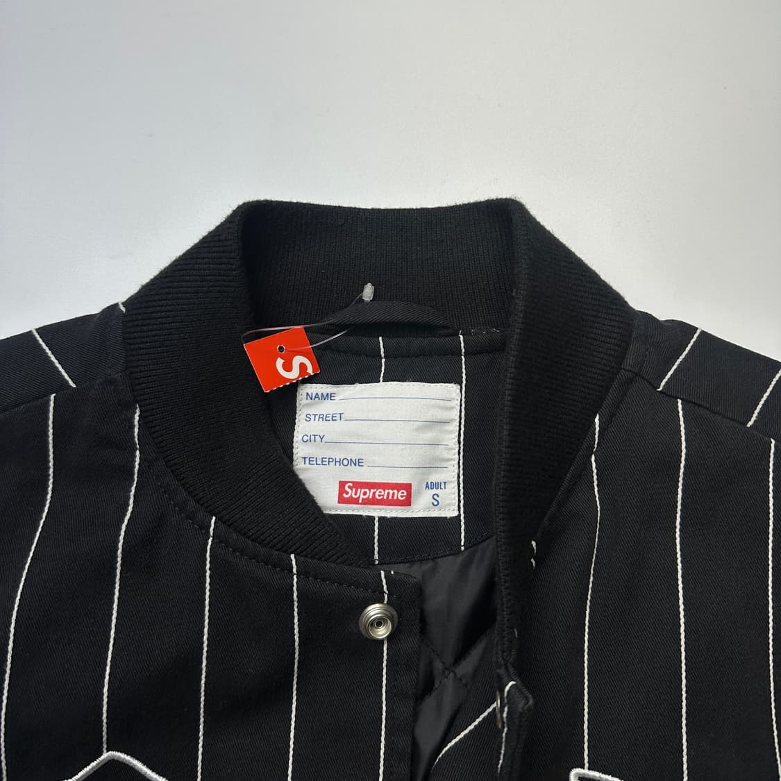 SUPREME 19SS Pinstripe 슈프림 바시티 자켓 상품이미지3