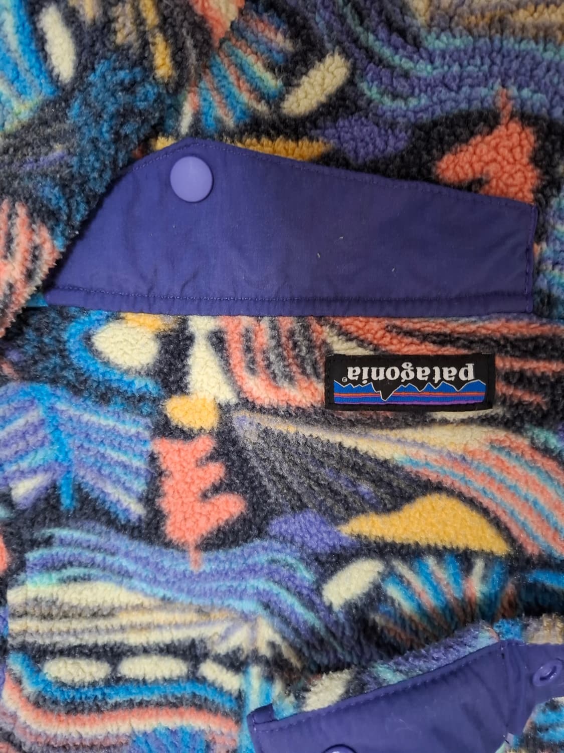 L 파타고니아 신칠라 플리스 풀오버 스냅티 크레이지 패턴 상품이미지2