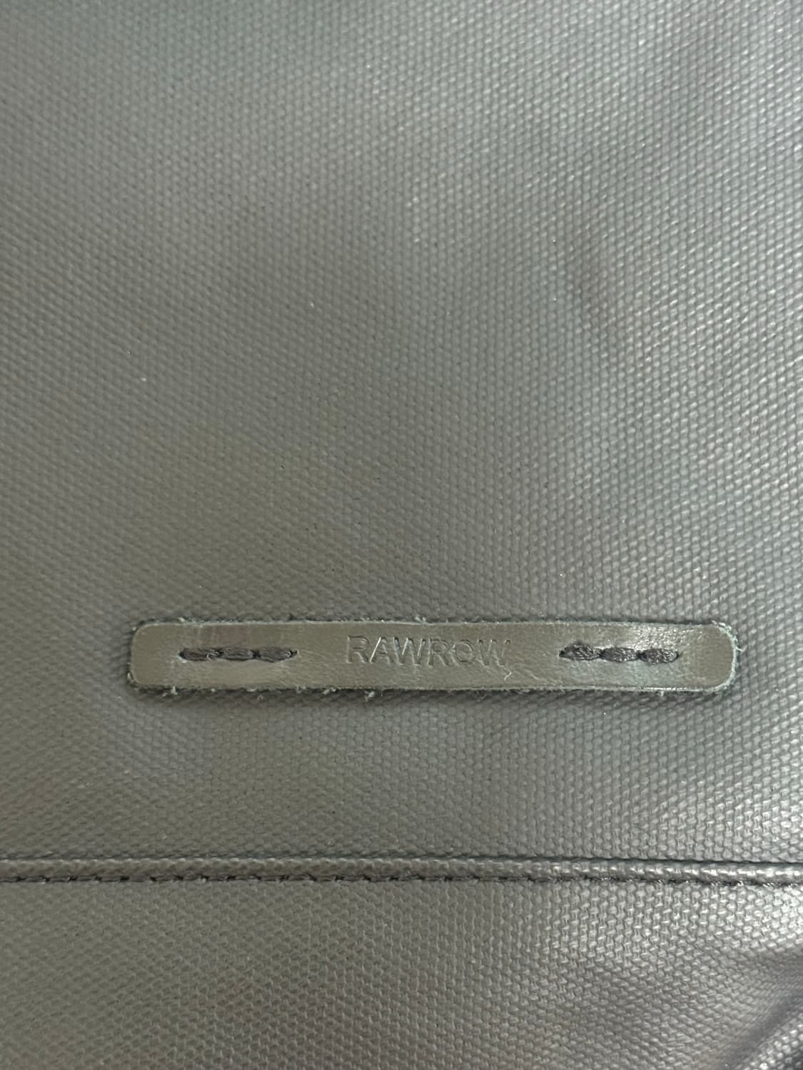 [로우로우] RAWROW 블랙 시티 헬멧백 162 러기드 상품이미지7