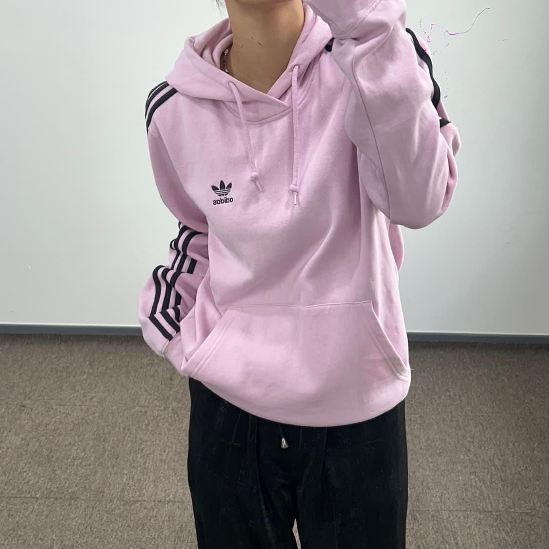 Adidas 아디다스 블랙 파이어버드 라이트핑크 후드티 상품이미지3