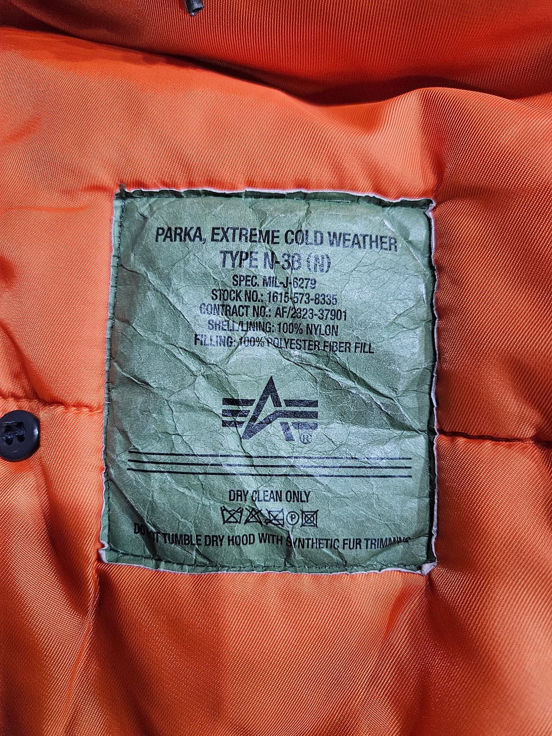 알파인더스트리 다크그레이 유광 남성 105 야상점퍼 패딩  상품이미지10