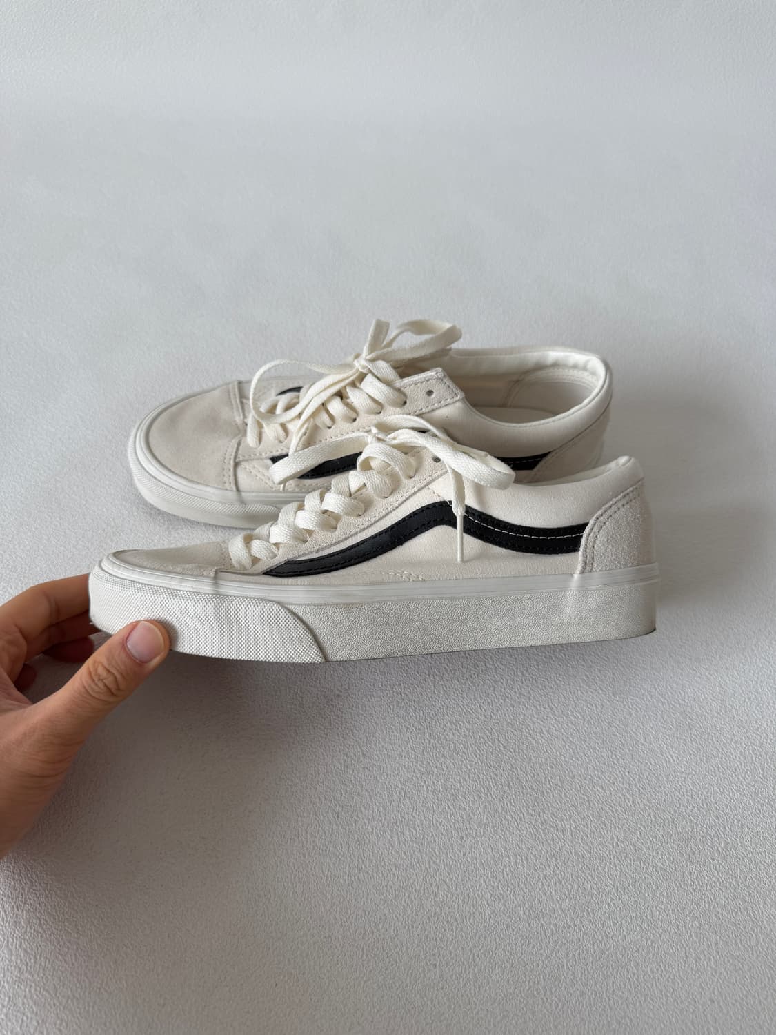 [250]반스(Vans) 스웨이드&캔버스 스케이터 상품이미지1