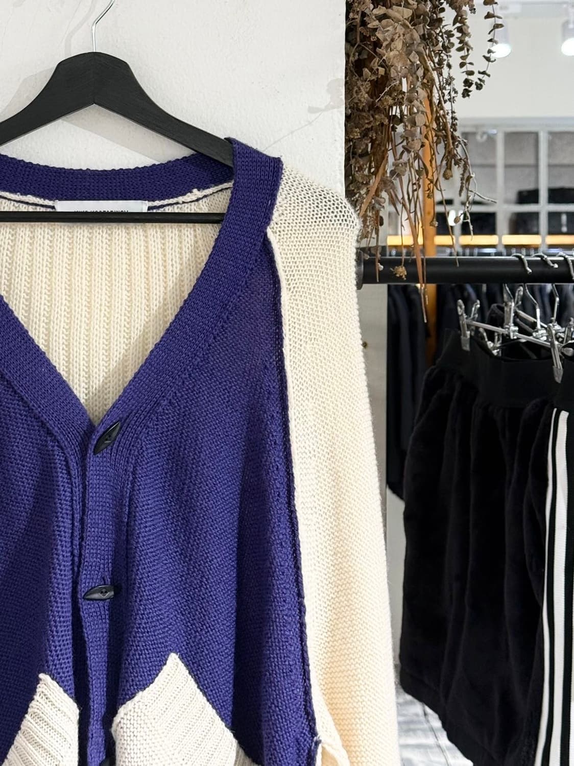 키코 코스타디노브 아이보리 퍼플 아이블리쉬 가디건 상품이미지3