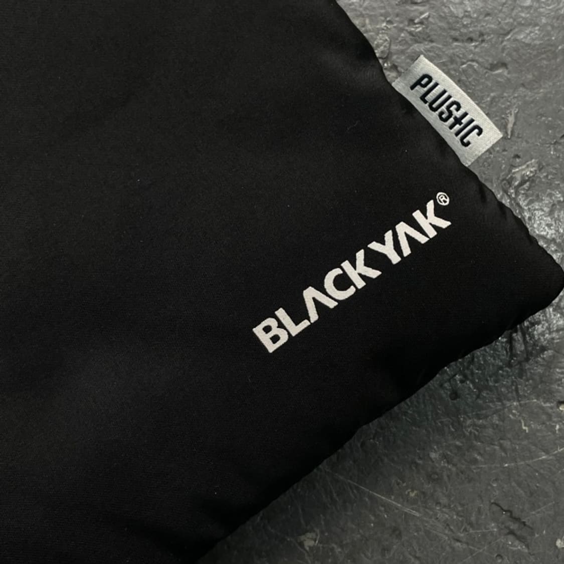 블랙야크 패딩 머플러 상품이미지2