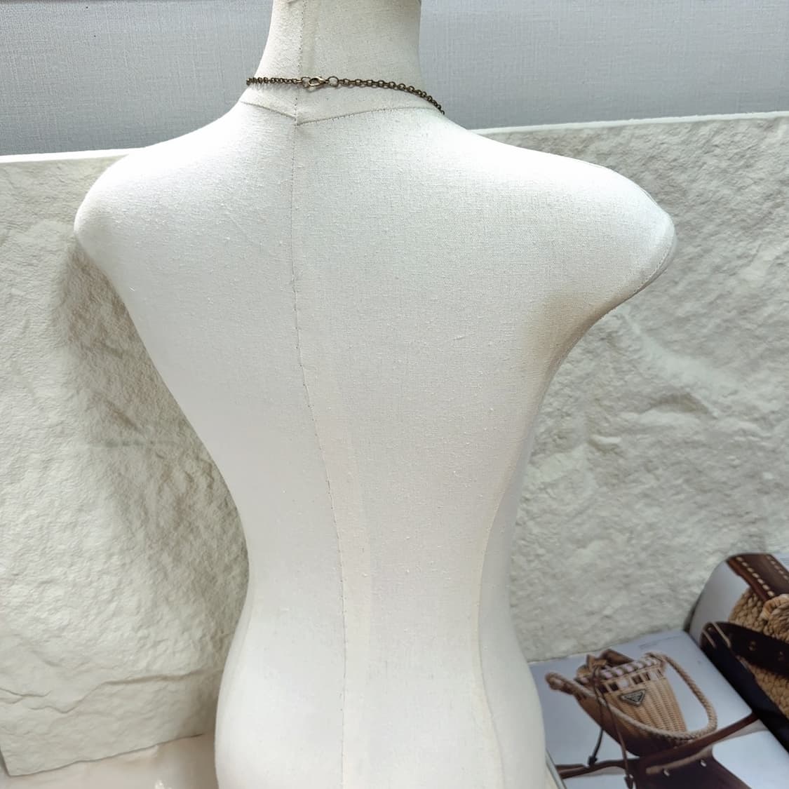 빈티지  황동  해머링 비둘기 목걸이 상품이미지3