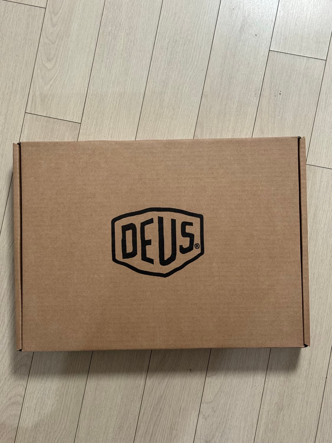 데우스 후드집업 M사이즈(기모X) 상품이미지3