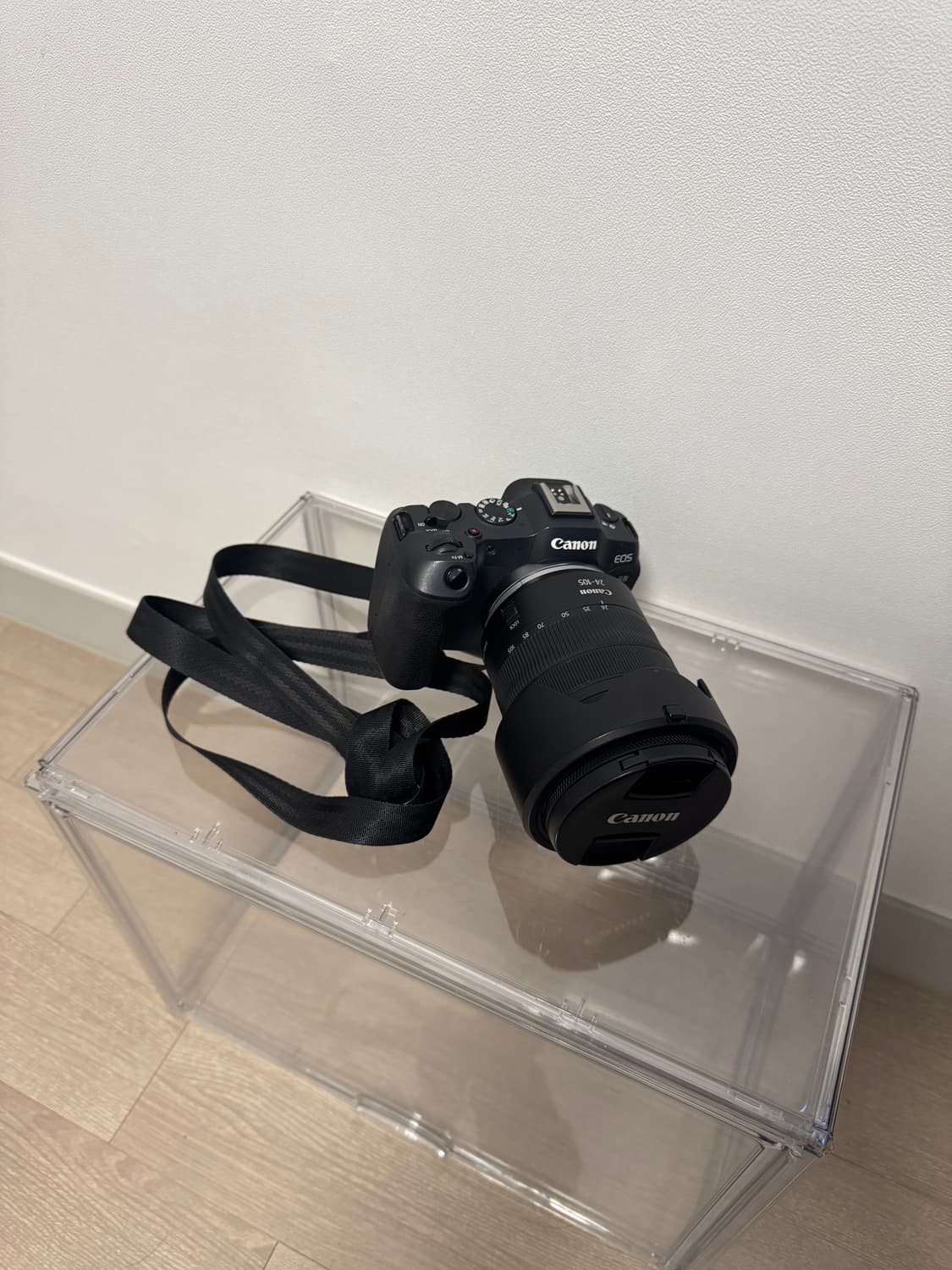 캐논 EOS R8 + (24-105mm 렌즈) + 배터리,가방 상품이미지1