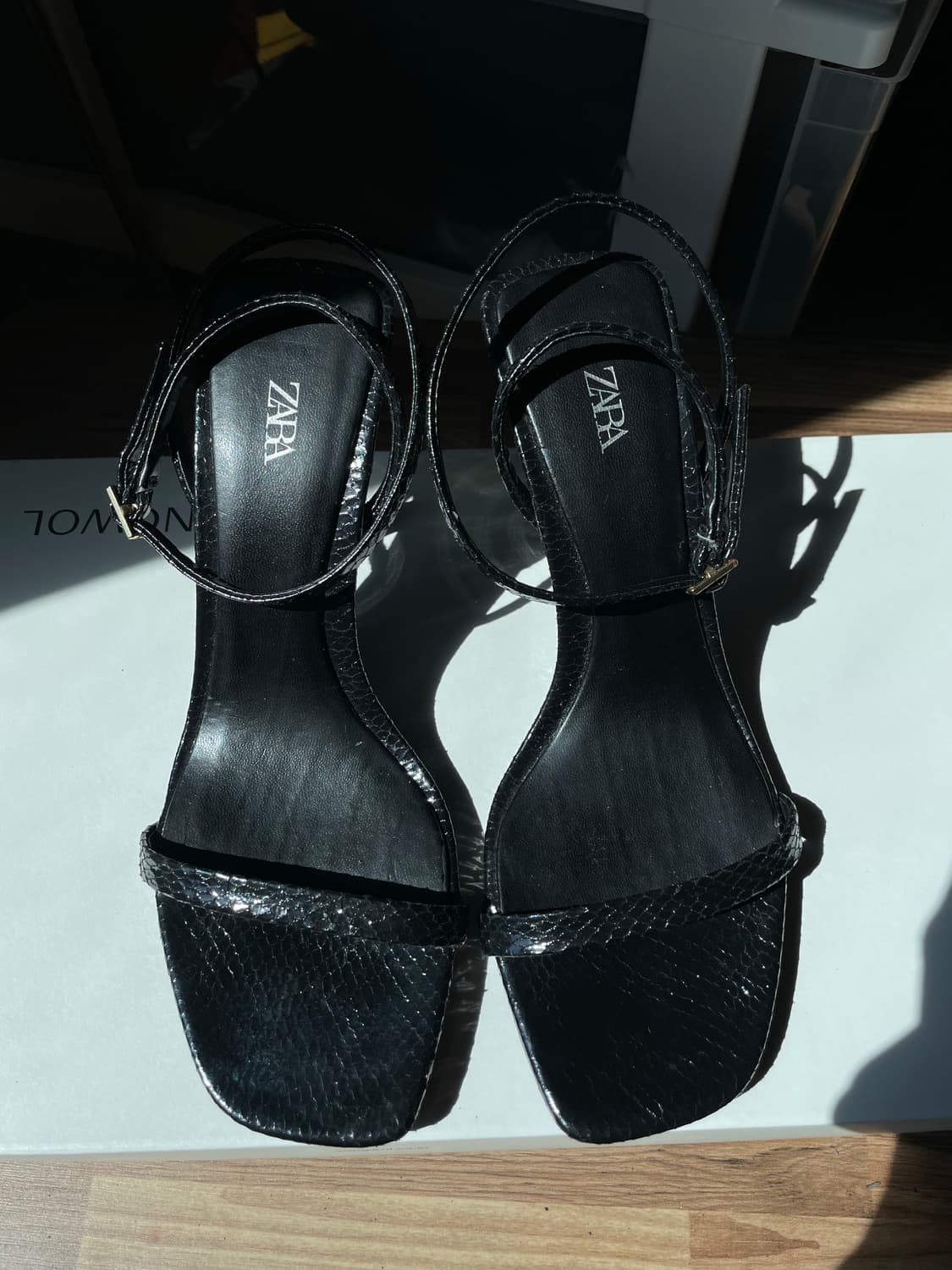 ZARA샌달 하이힐 상품이미지1