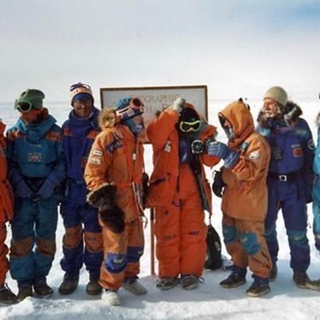 TNF 노스페이스 검빨 눕시 700 패딩 조끼 XL (105-110) 상품이미지7