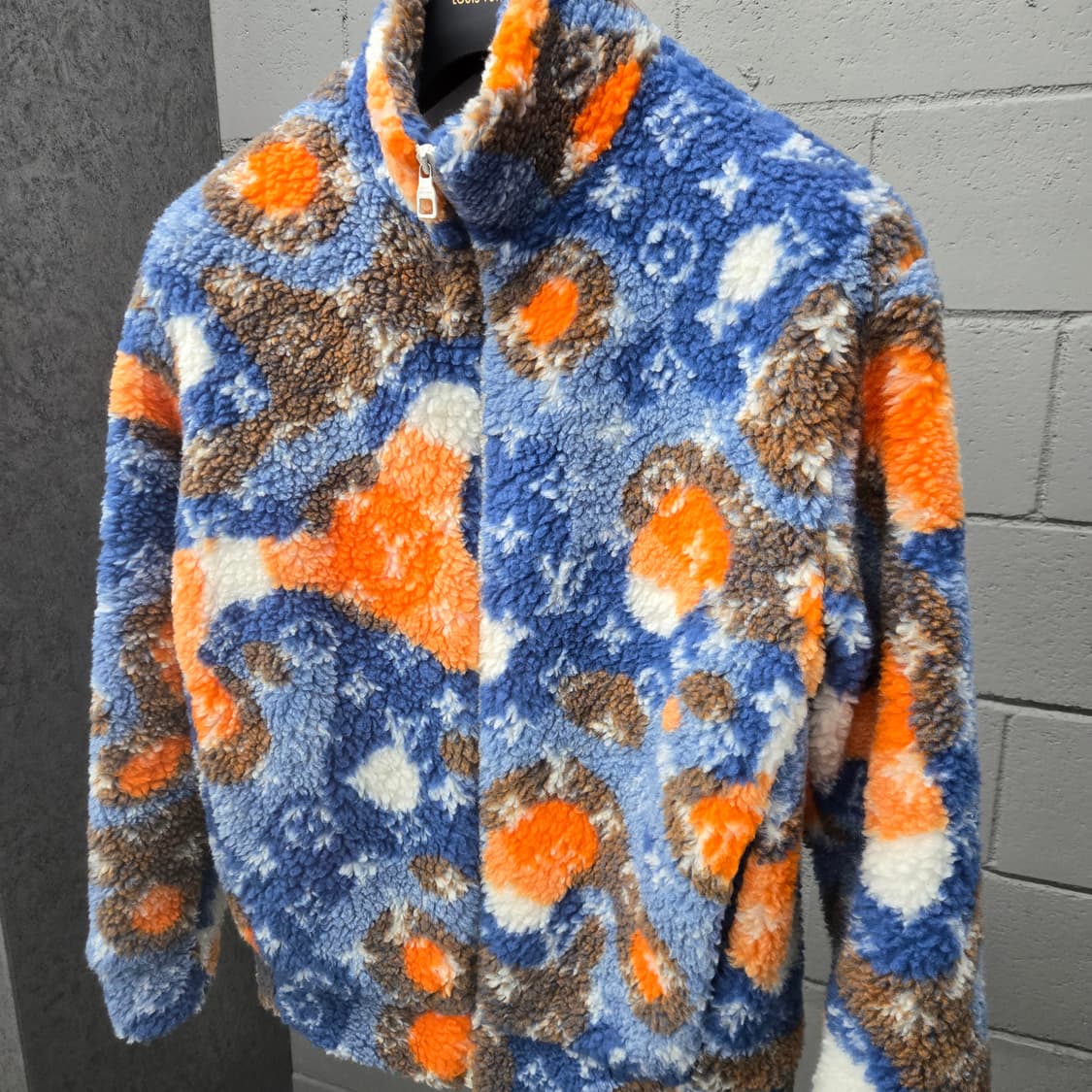 루이비통 LV 카모 후리스 M 상품이미지1