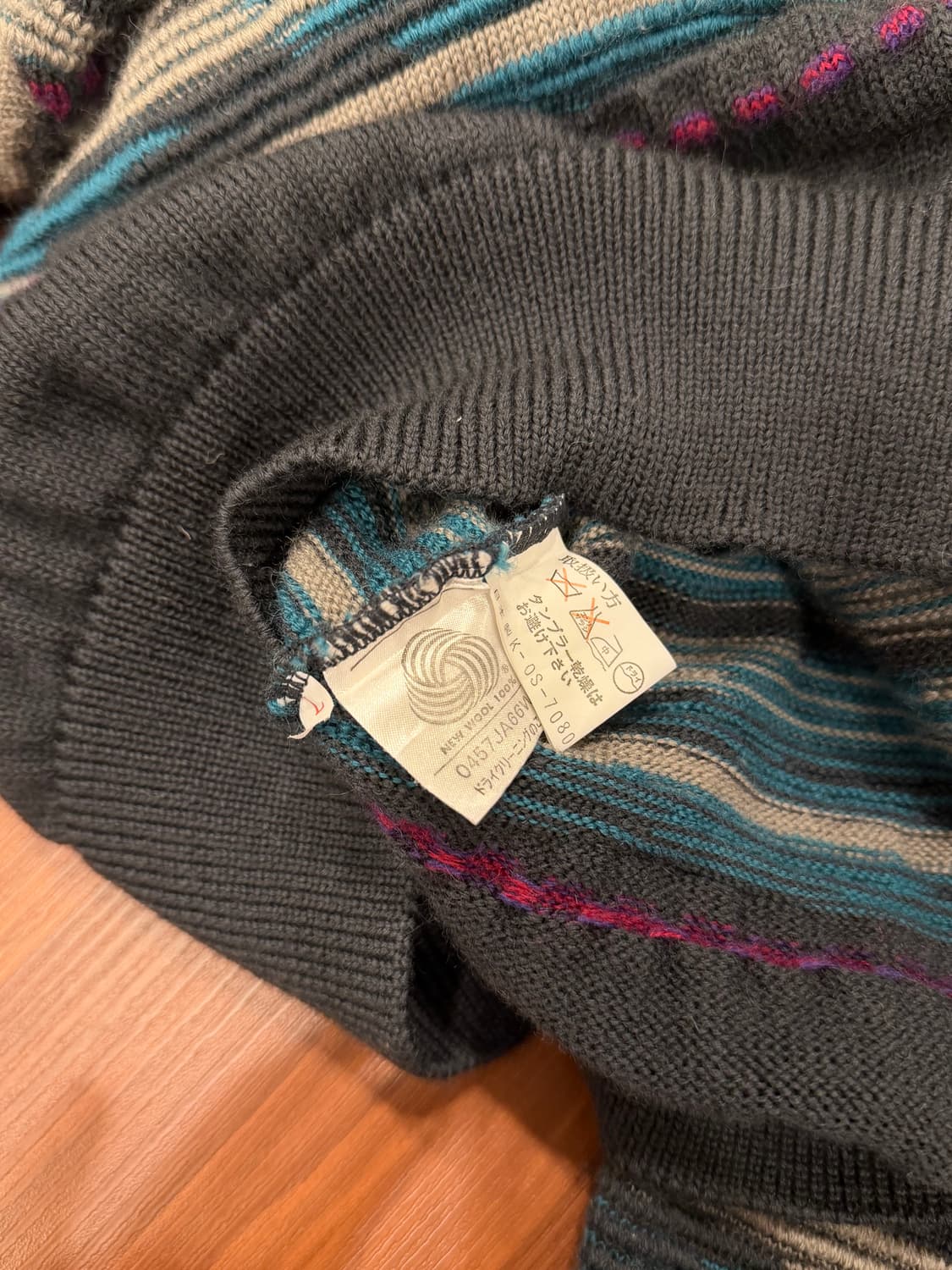 Vtg 멀티 컬러 케이블 니트 (made in Japan) 상품이미지7