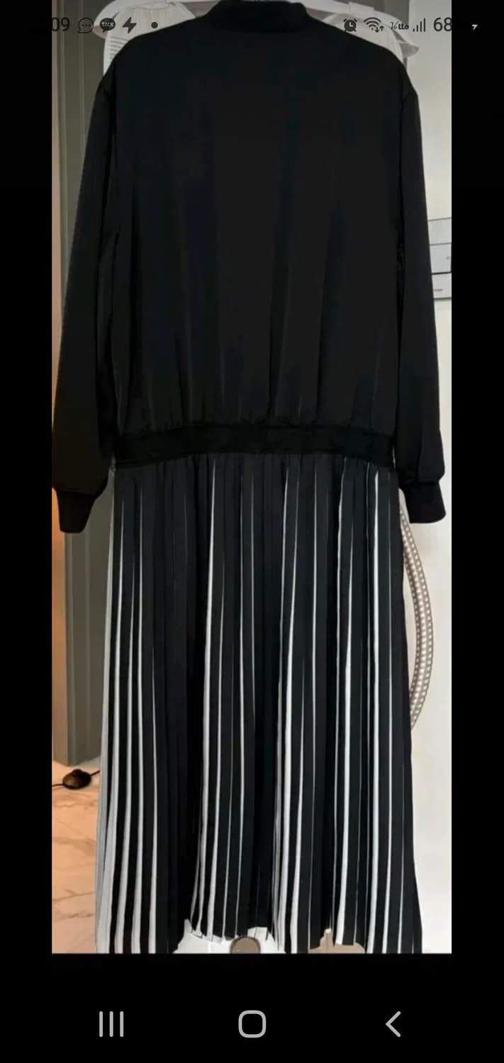 Karl Lagerfeld sports dress 롱짚업 상품이미지2