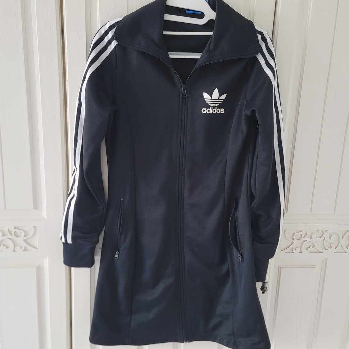 아디다스 유로파 드레스 090 판매합니다. 상품이미지1