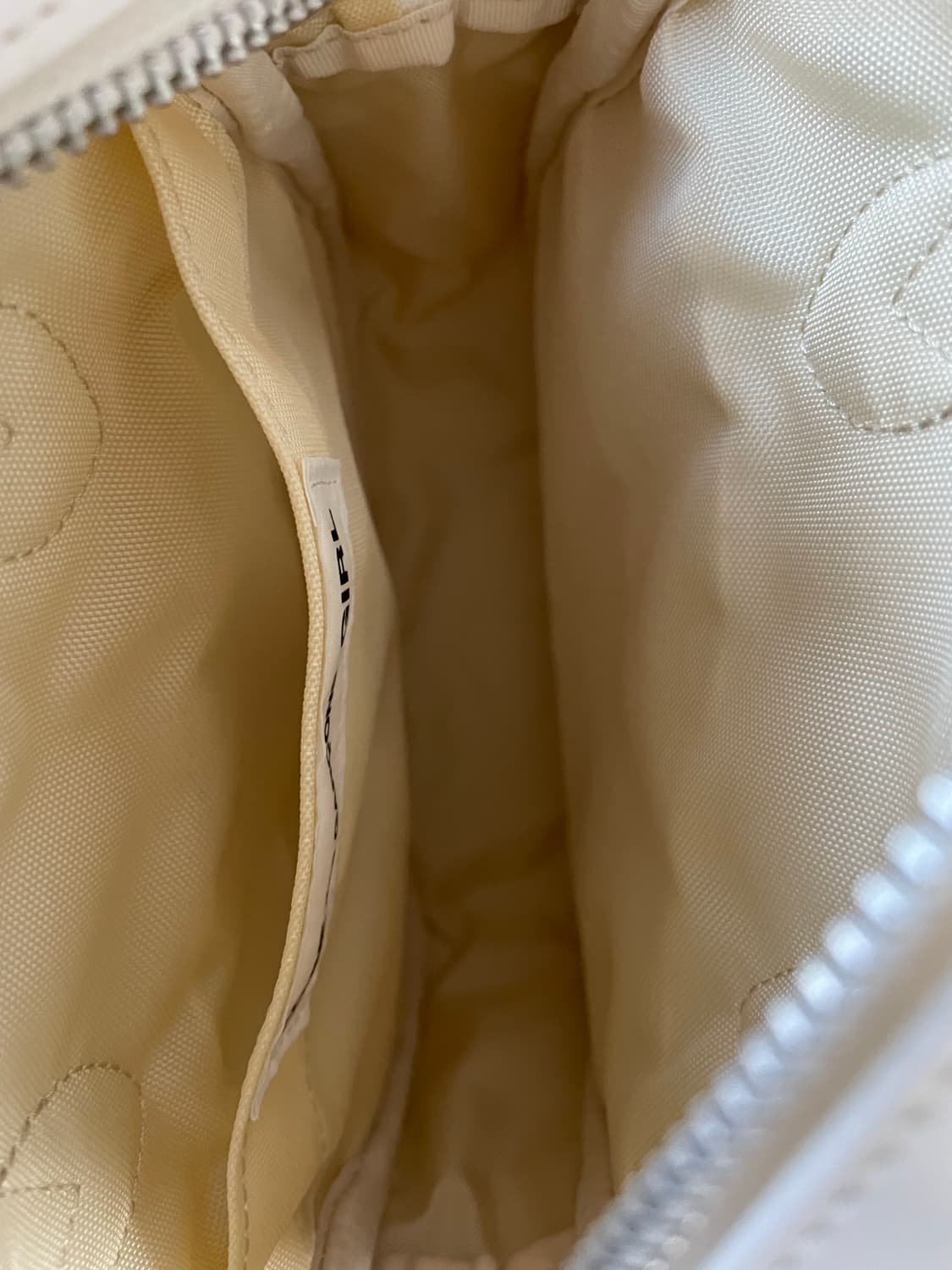 꼼데가르송 걸 프릴백 화이트 상품이미지6