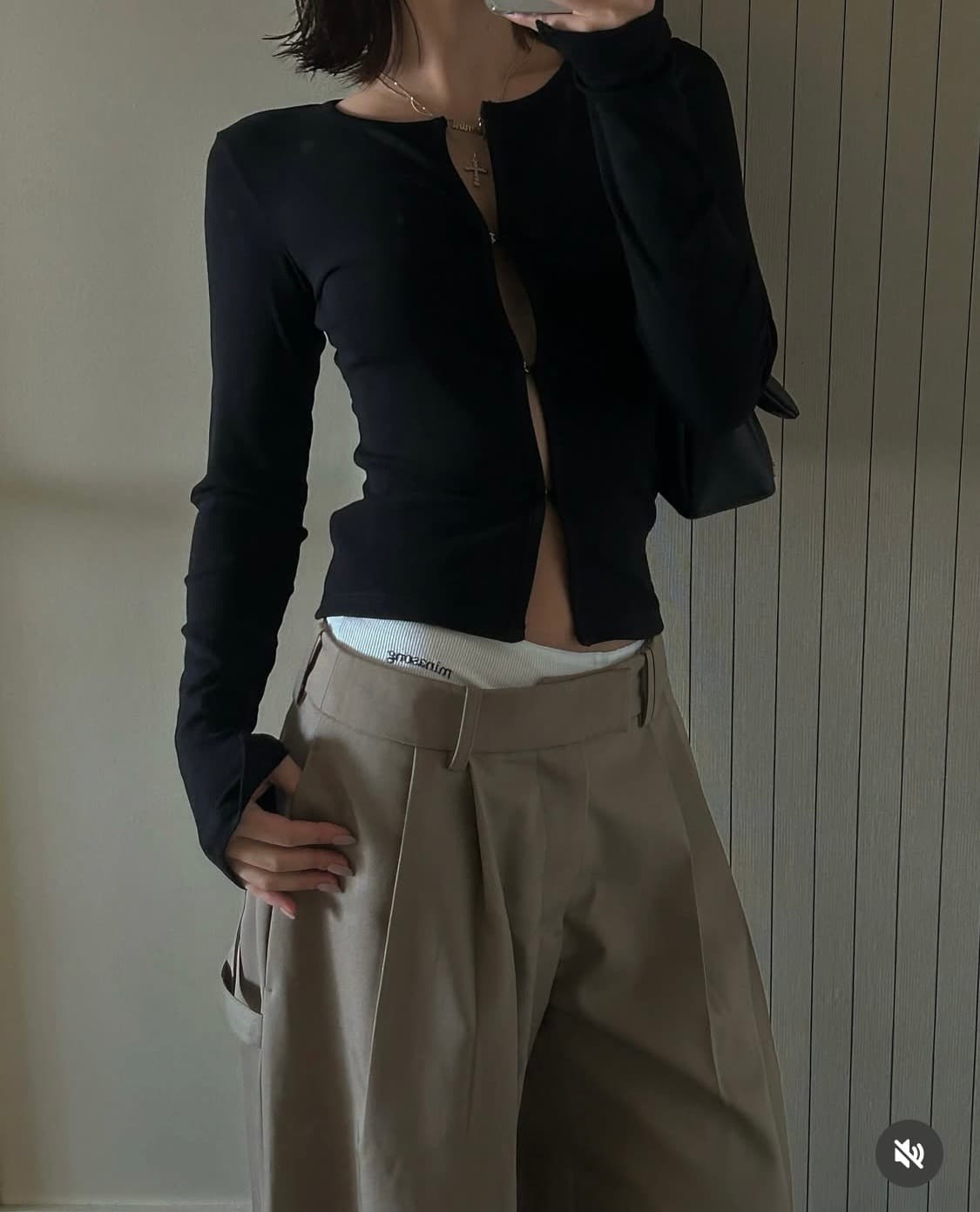 minasong 민아송 에센셜 후크 가디건 블랙 상품이미지1