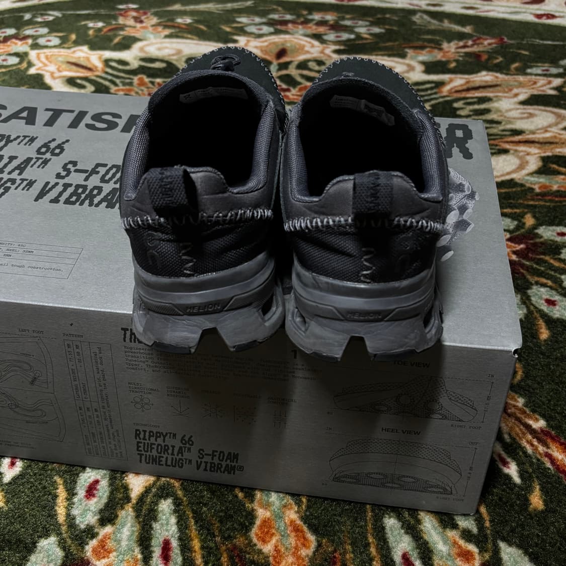 On Running Cloudaway 2 Black Eclipse 상품이미지4