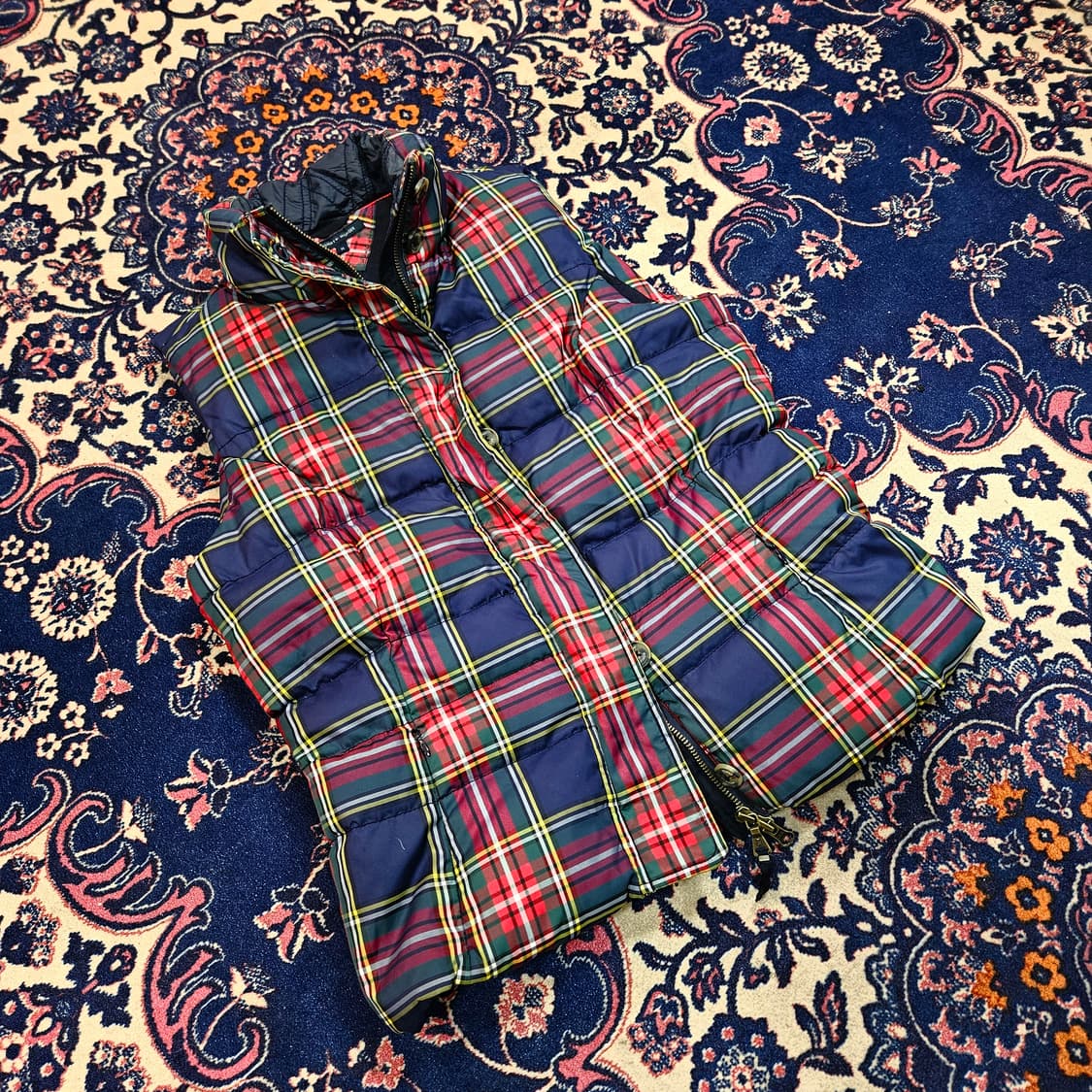 타미힐피거 타탄체크 덕다운 패딩 베스트 M size 상품이미지1