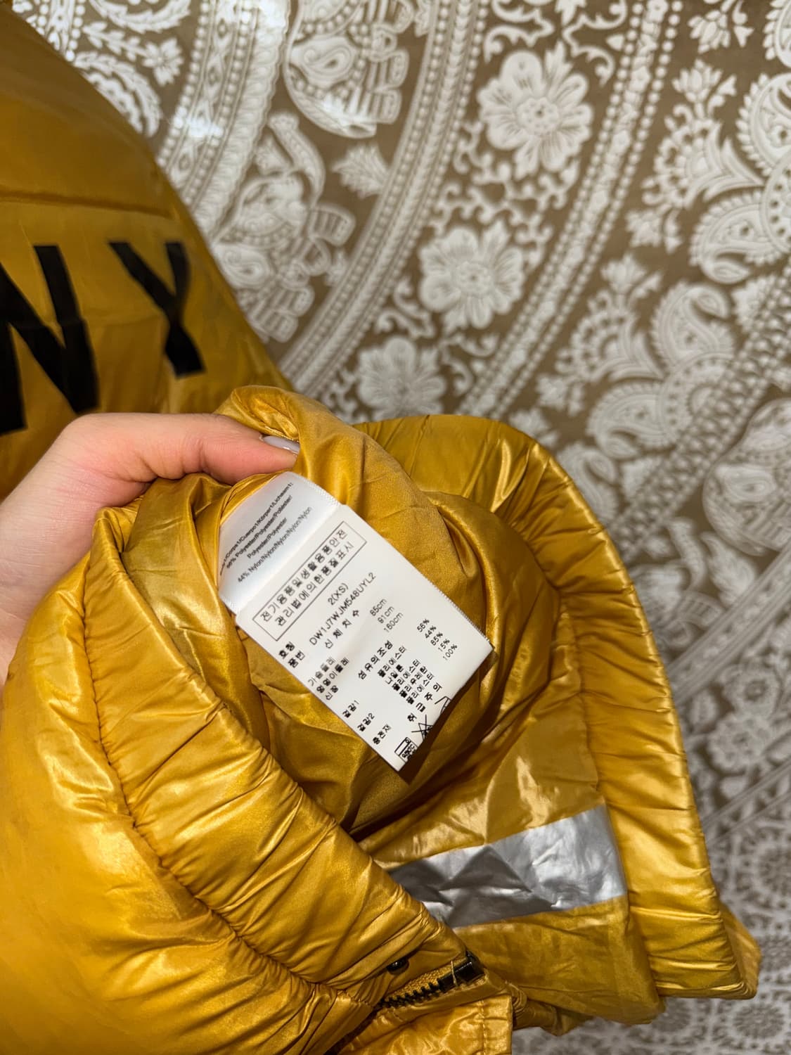 DKNY 백프린팅 숏패딩 상품이미지8