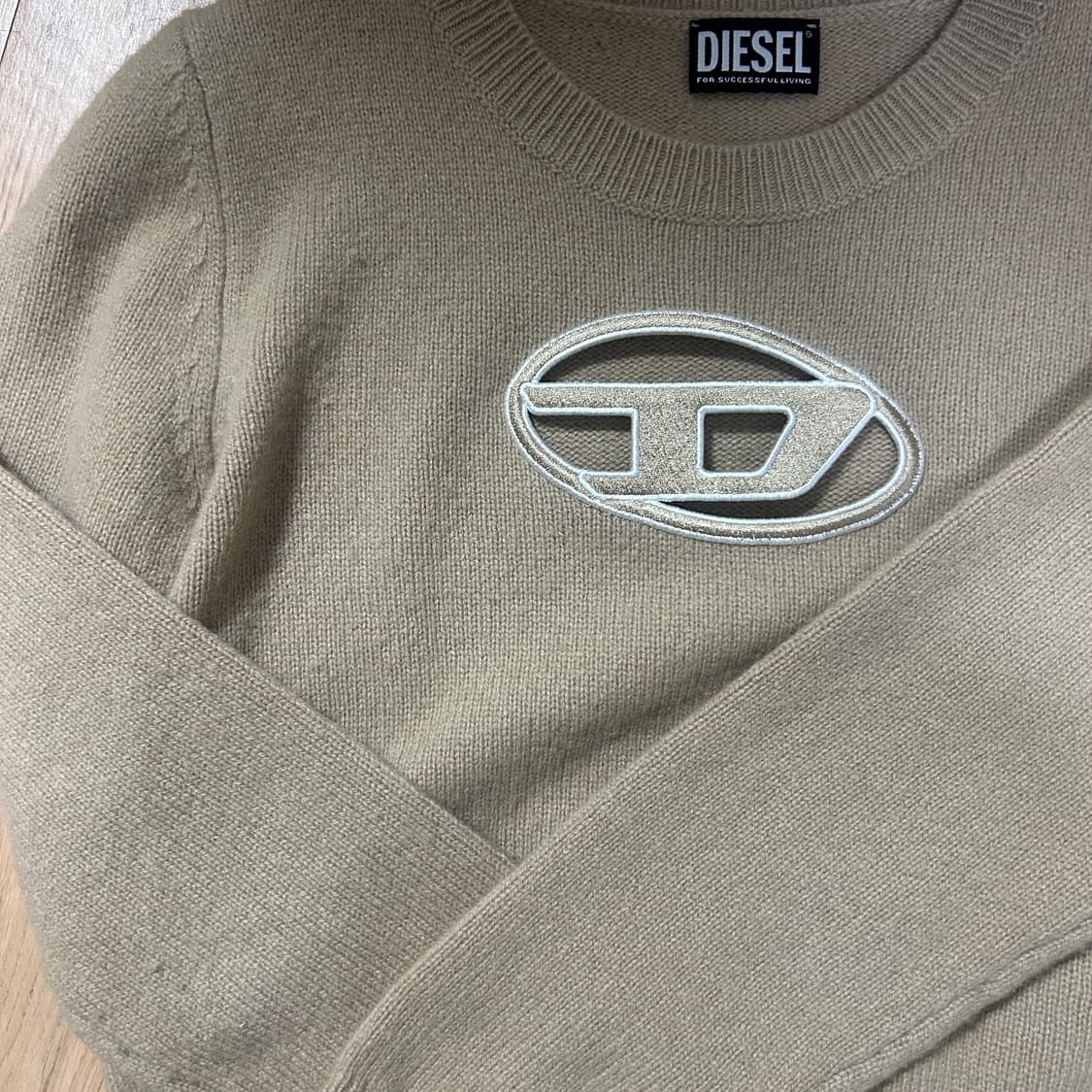 디젤 컷아웃 니트 상품이미지2