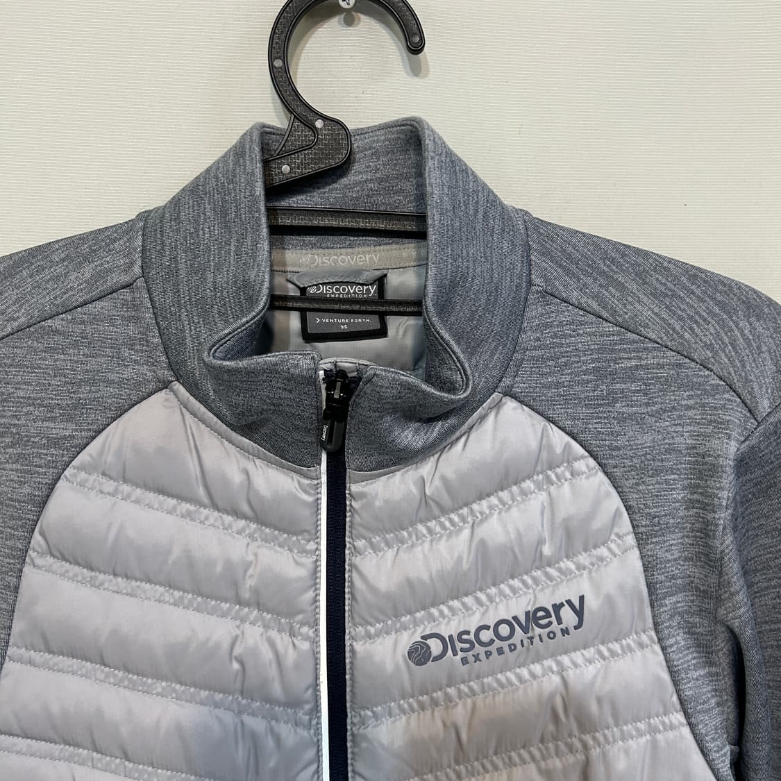 디스커버리 남성 오리털 경량패딩 95 상품이미지2