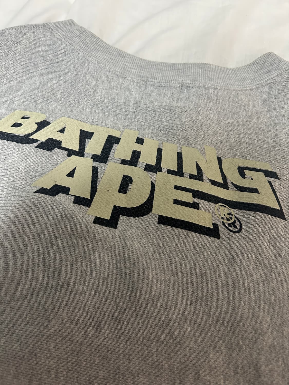 BAPE APE베이프 90's 올드스쿨 프린팅 맨투맨 (정품) 상품이미지4