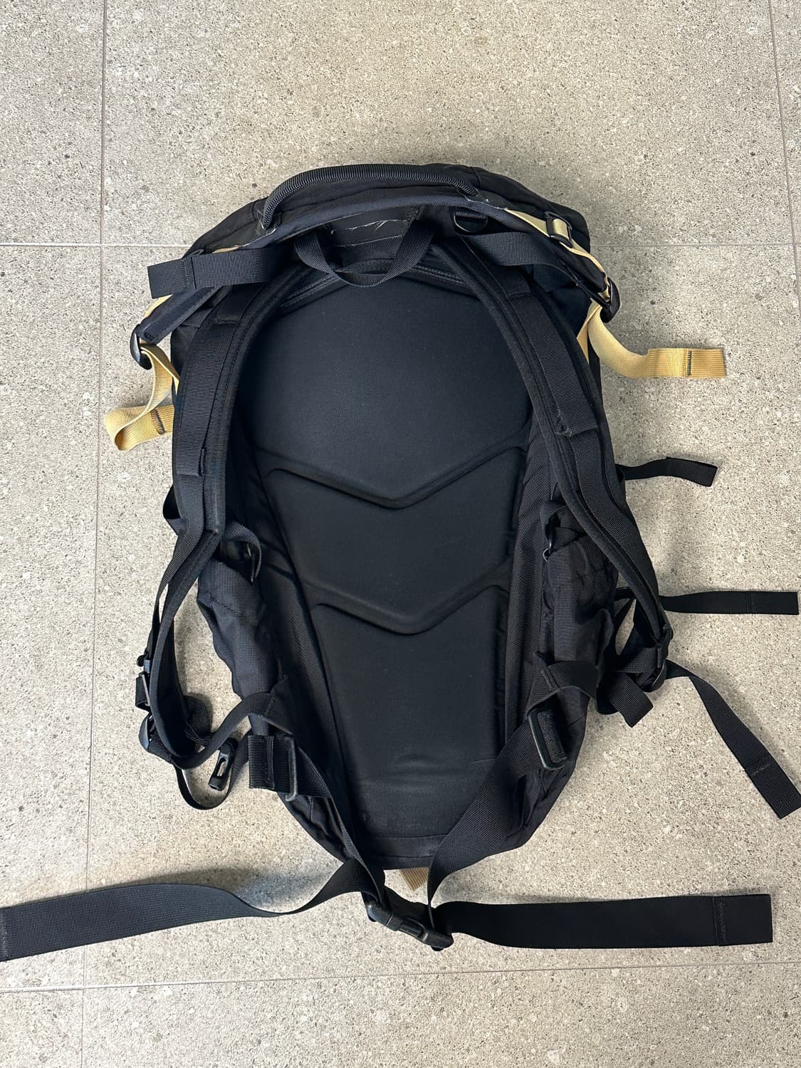 아크테릭스 RT25 블랙 상품이미지2