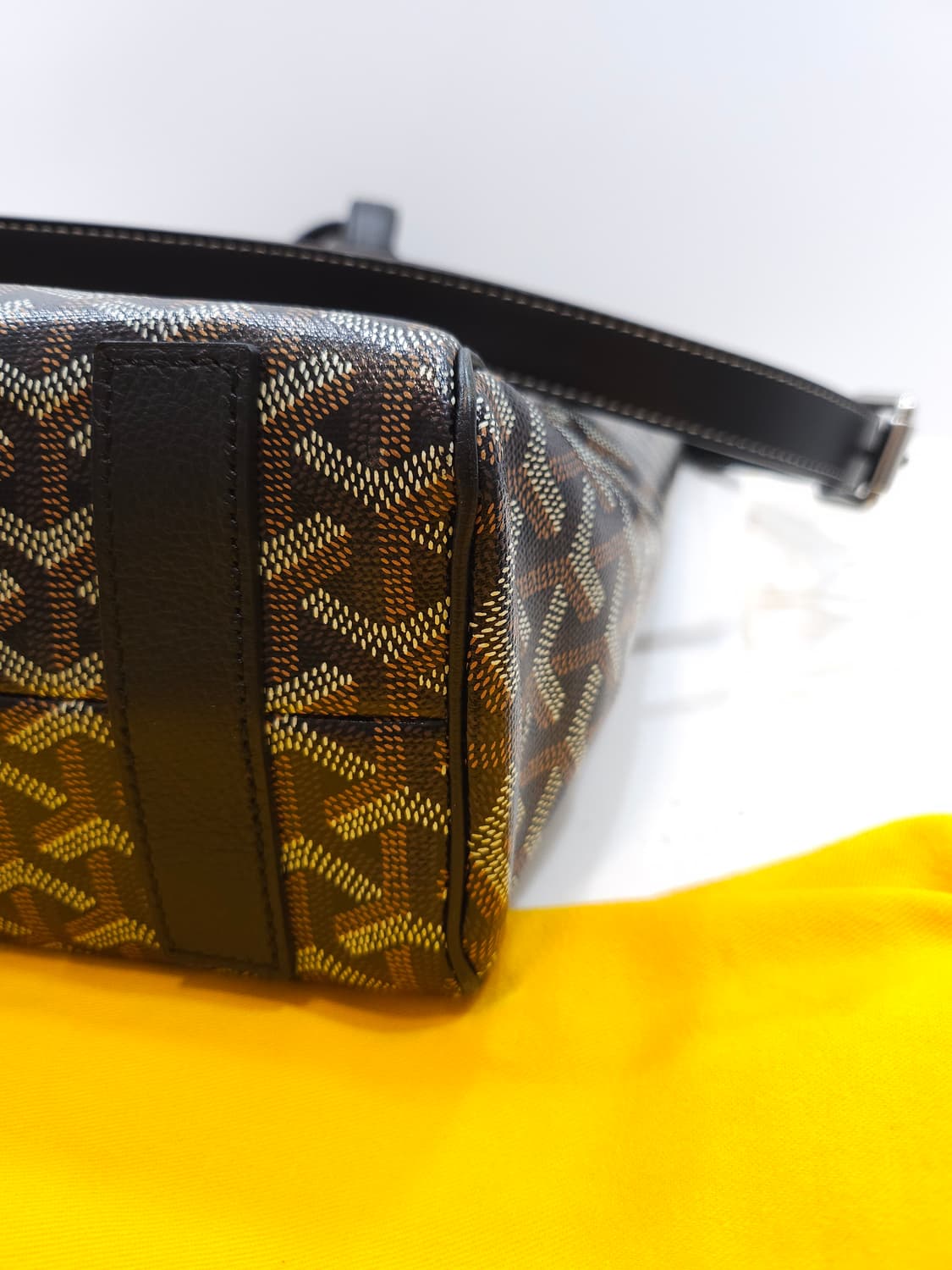 고야드 볼테르 토트백 블랙 상품이미지5