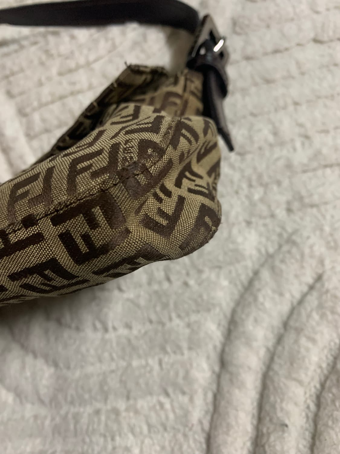 펜디 ff주카 바게트백. 정품 상품이미지5